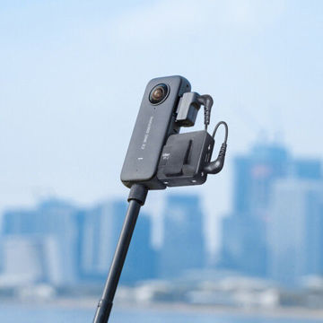 Insta360 Vertical Microphone Adapter for ONE X2 in India imastudent.com