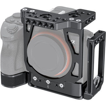 SmallRig CCS2236B Half Cage with Arca L Bracket for Sony a7 III / a7R III in India imastudent.com