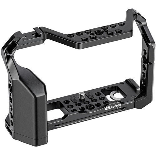 SmallRig Cage for FUJIFILM X-T4 with VG-XT4 Vertical Battery Grip CCF2810